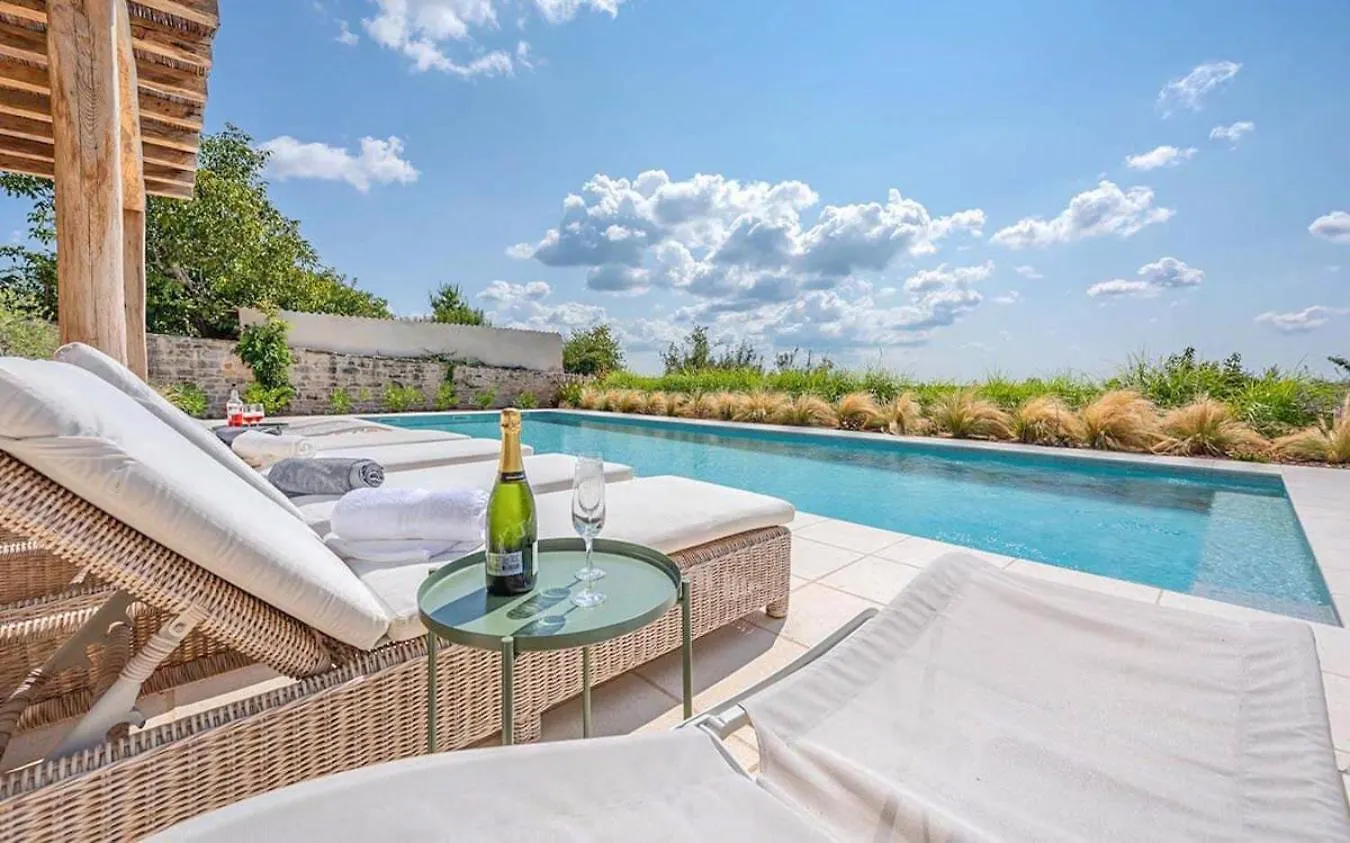 Villa Charlotte For 14 Persons With 73M2 Pool In Central Istria - Daily Housekeeping & Breakfast Service 0*, Radovani