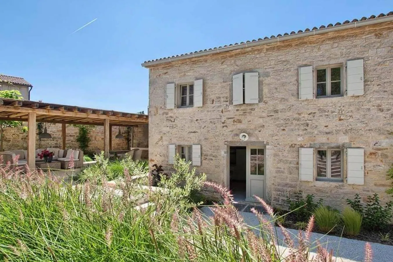 Villa Charlotte For 14 Persons With 73M2 Pool In Central Istria - Daily Housekeeping & Breakfast Service 0*, Radovani Croatia